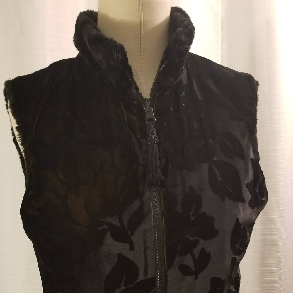 Black Reversible Fur Vest S - Picture 6 of 12